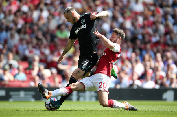 同样具备成 同样具备成